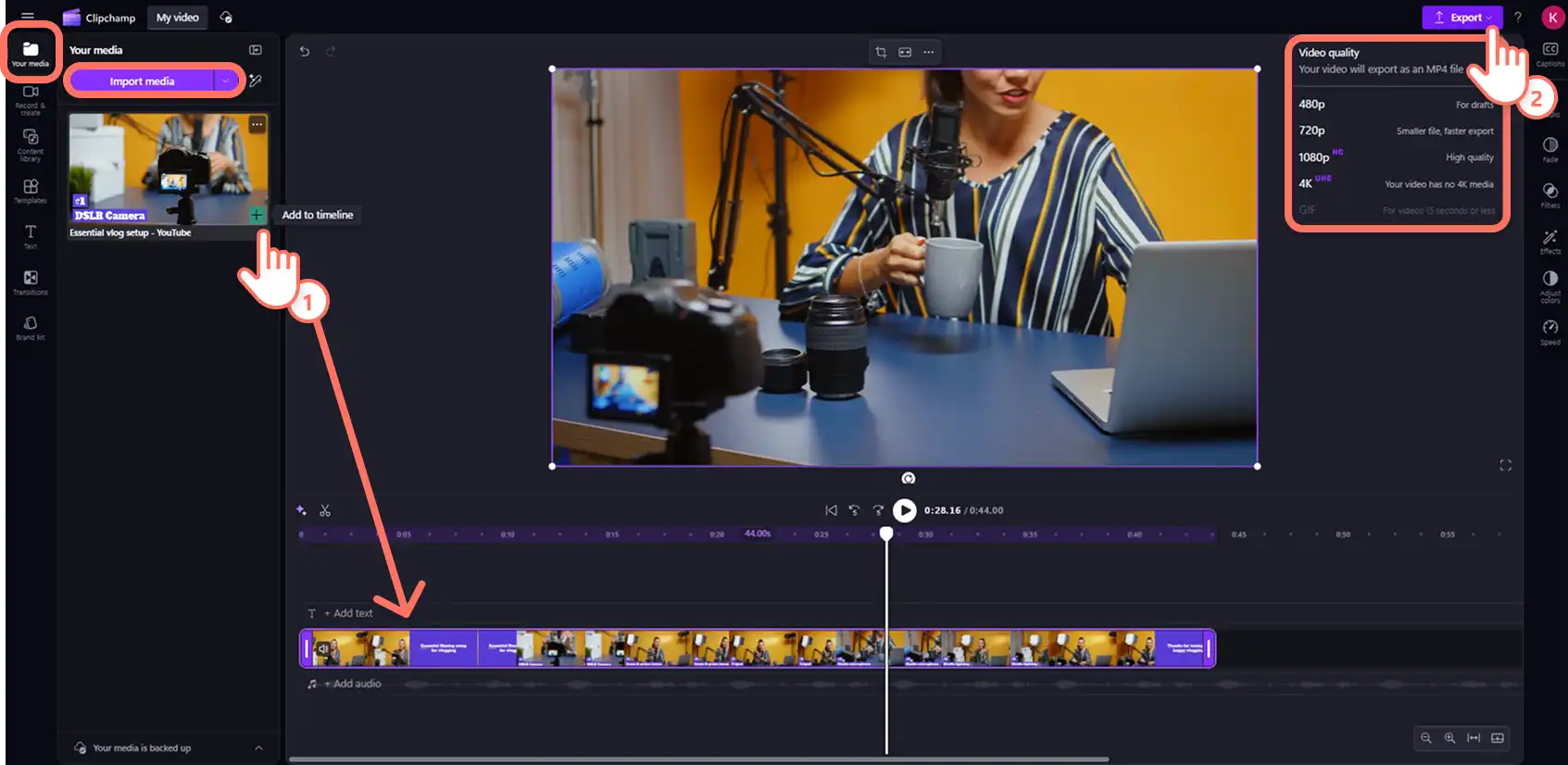 2048-21 Clipchamp video düzenleyicide bir YouTube videosunu MP4 formatına dönüştüren bir kullanıcı.