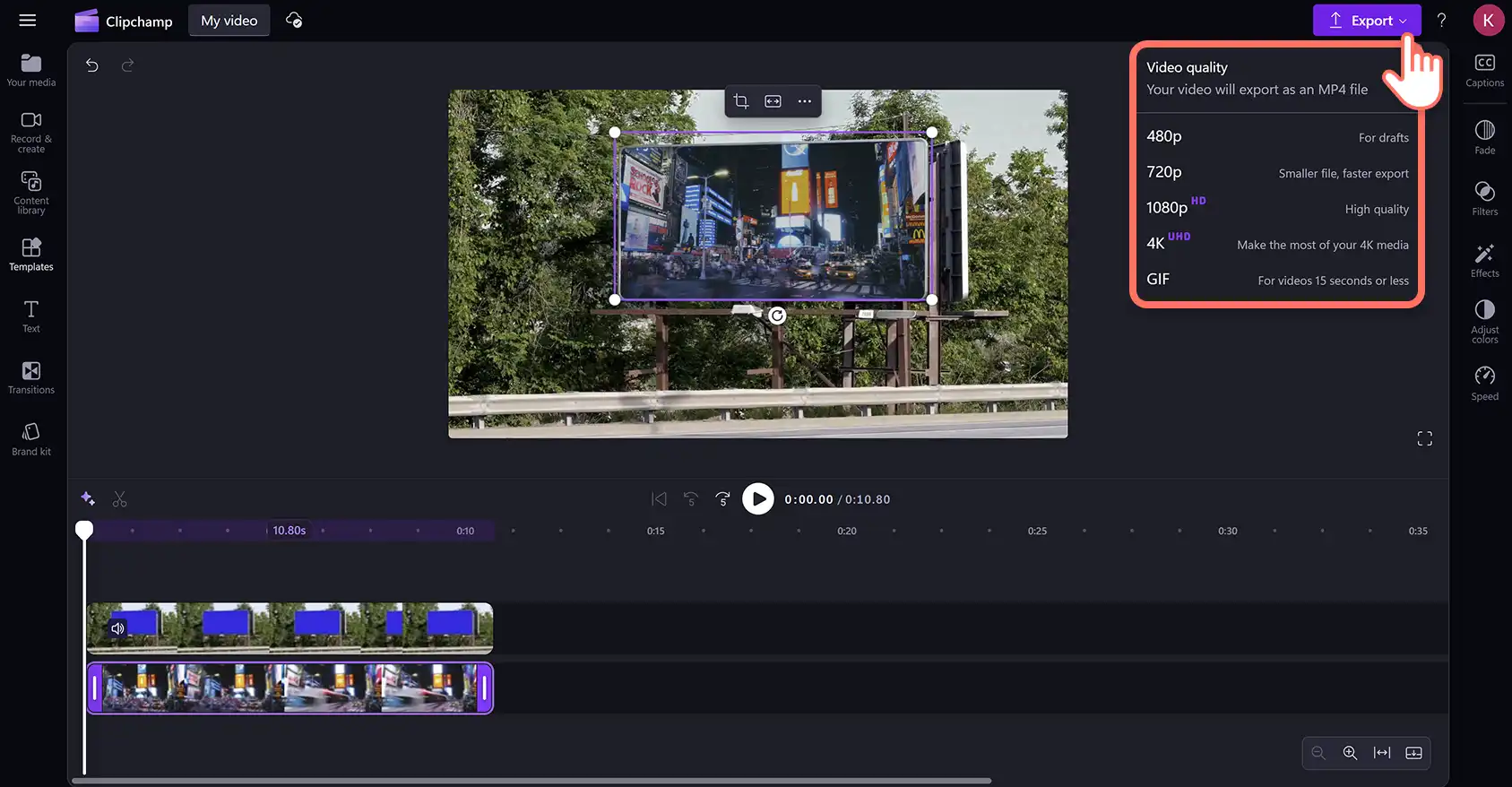 2048-36 Clipchamp video düzenleyicide bir mavi ekran videosunu dışarı aktaran bir kullanıcı.