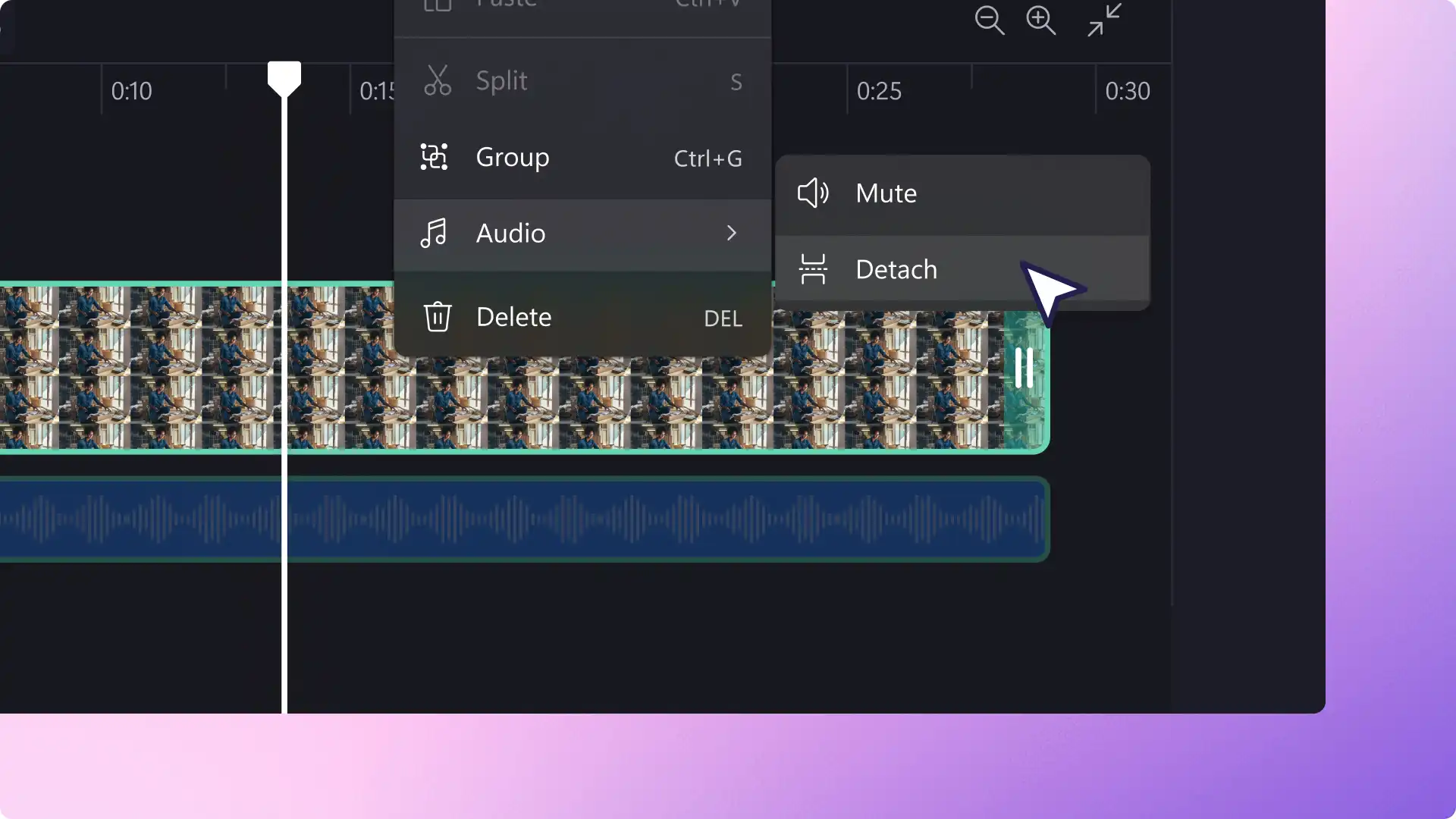 2048 Clipchamp’te ayırma düğmesine tıklayan kullanıcı görseli.