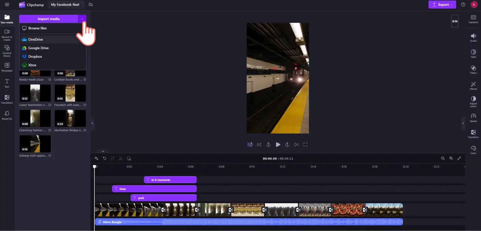 Clipchamp'te medyayı içeri aktaran bir kullanıcı.